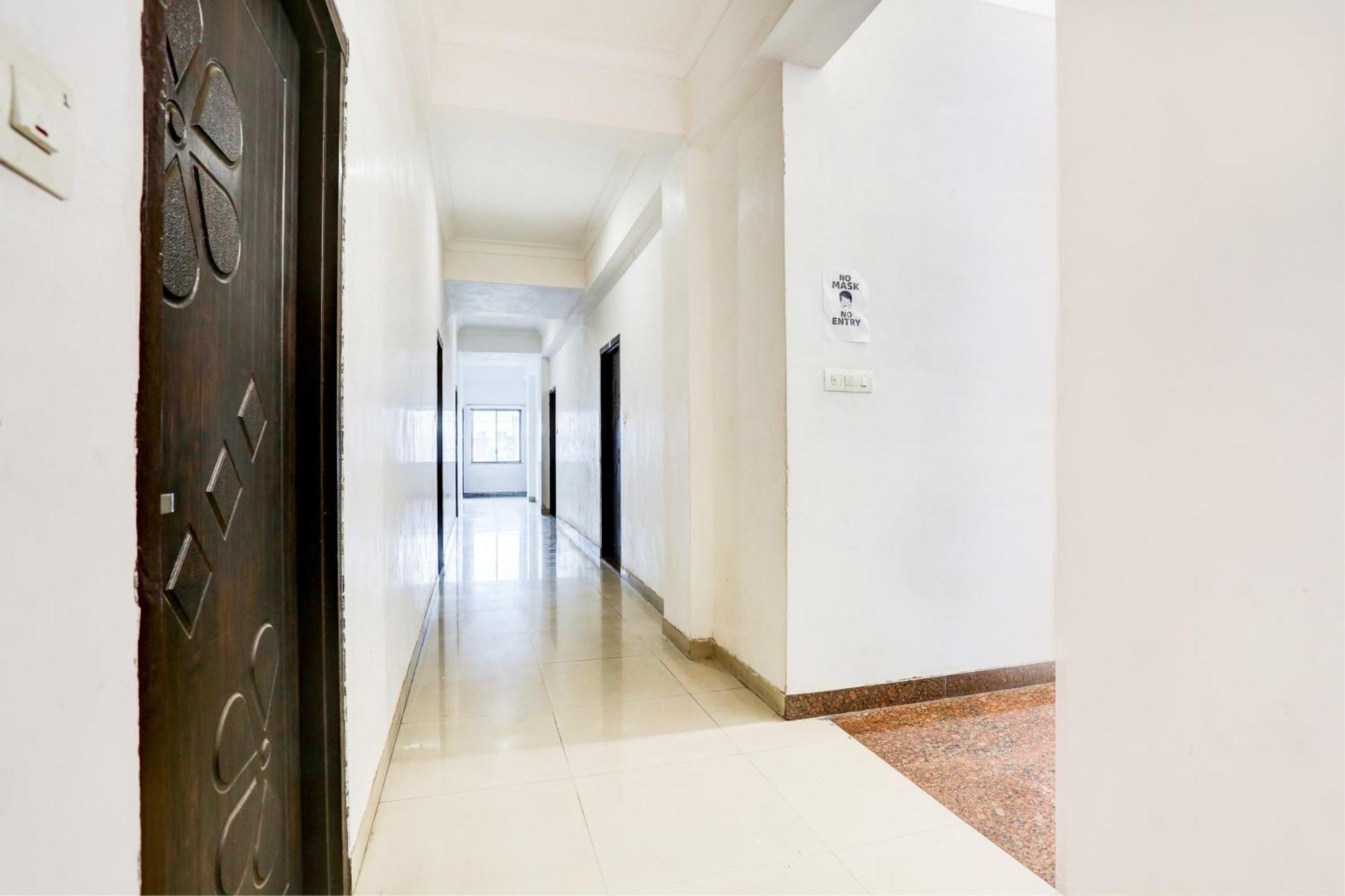 Super Hotel O Goverdhan Villa Udaipur Buitenkant foto